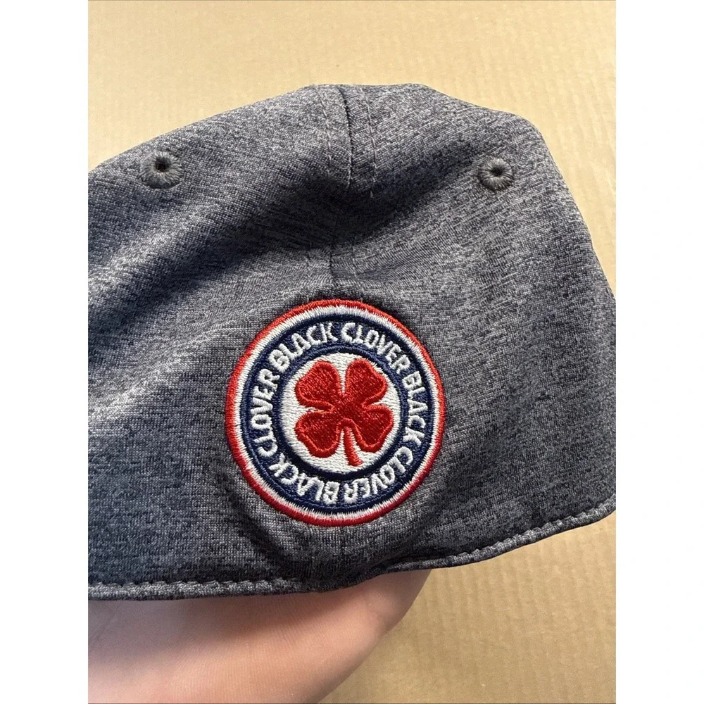 Black Clover Live Lucky Hat Baseball Cap Mens S-M Grey Patriotic USA